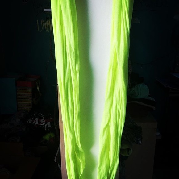 Infinity scarf - Picture 3 of 3